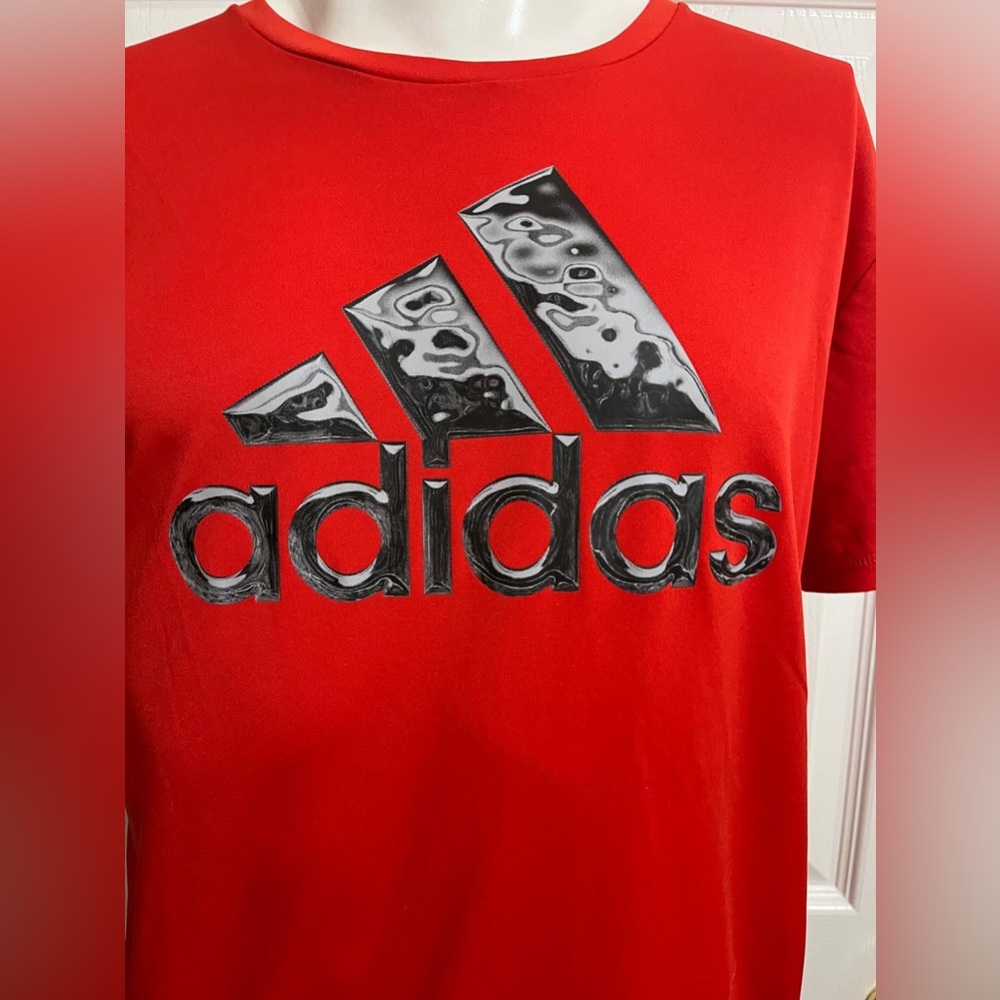 (11) Adidas Men's Red T-Shirt - Picture 2 of 10